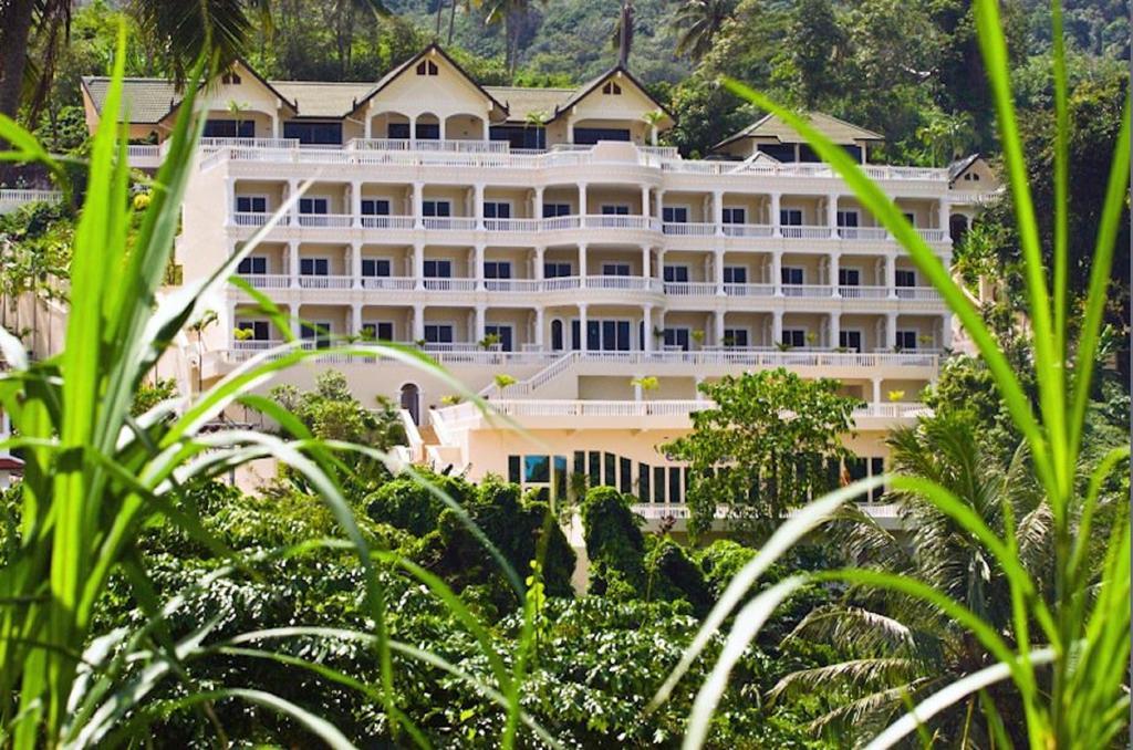 Eden Resort Karon Exterior photo